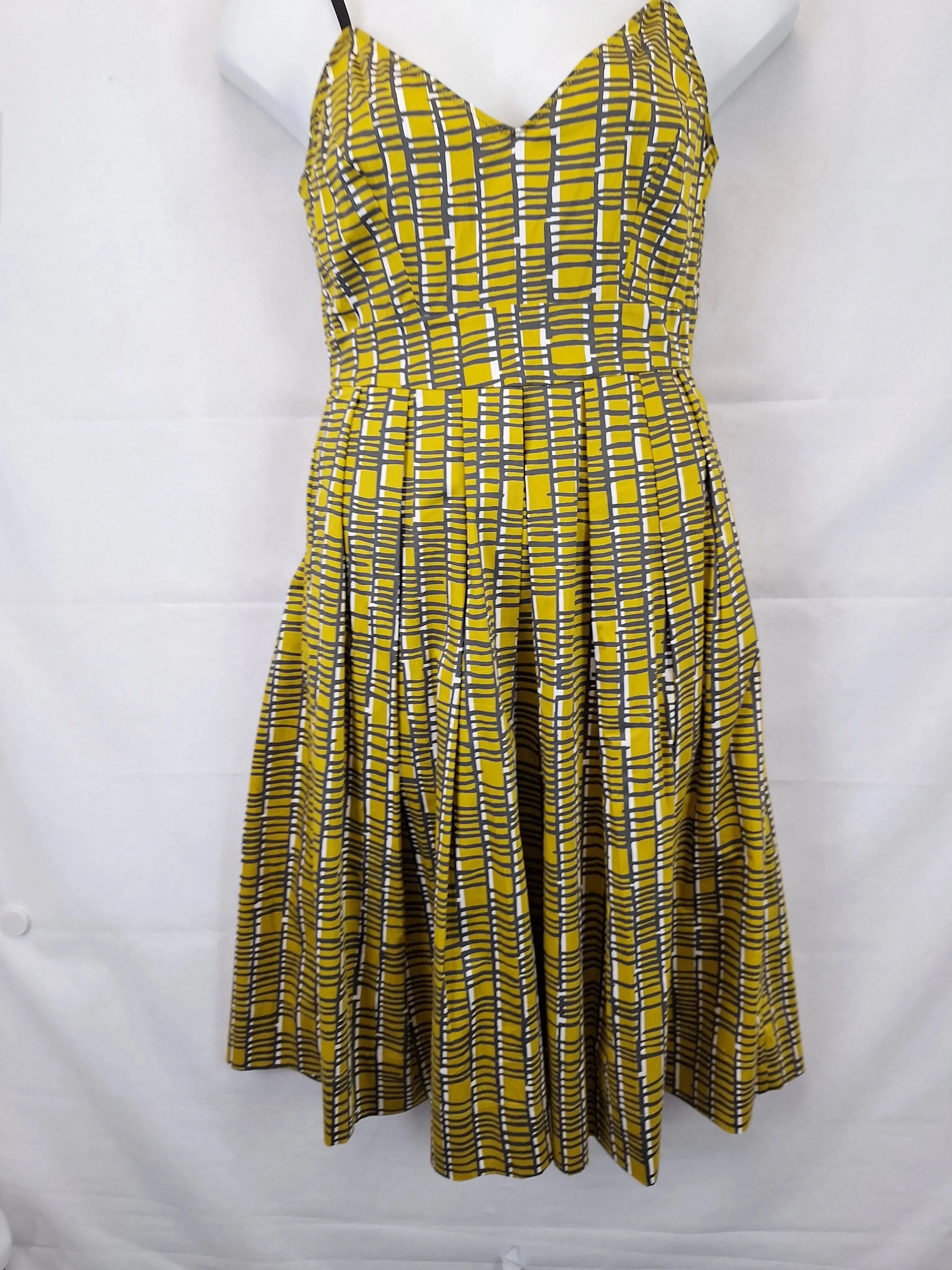 Assorted Brands Sleeveless Fit And Flare Midi Dress Size 12