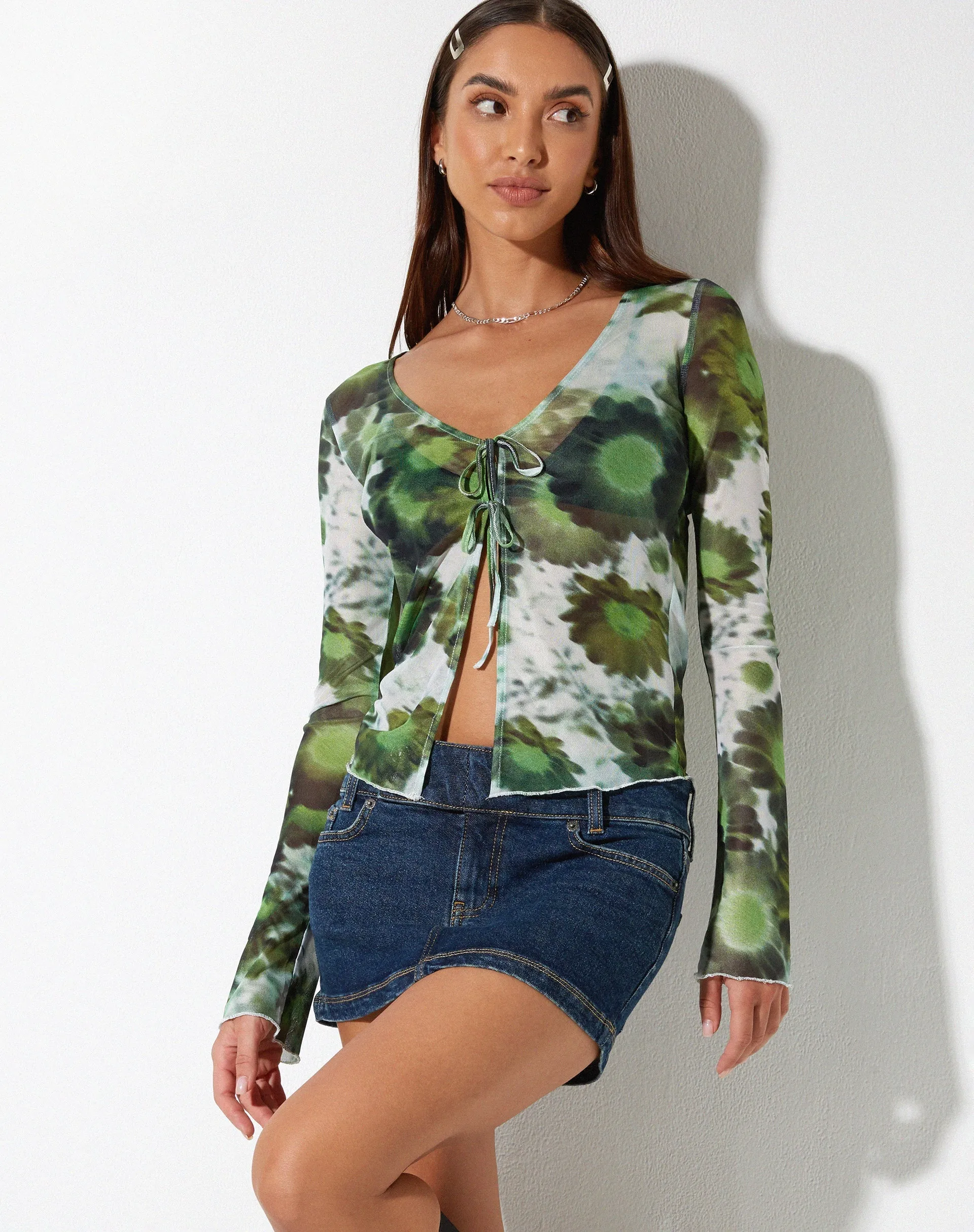 Sujata Cardi in Xray Blurred Daisy Green