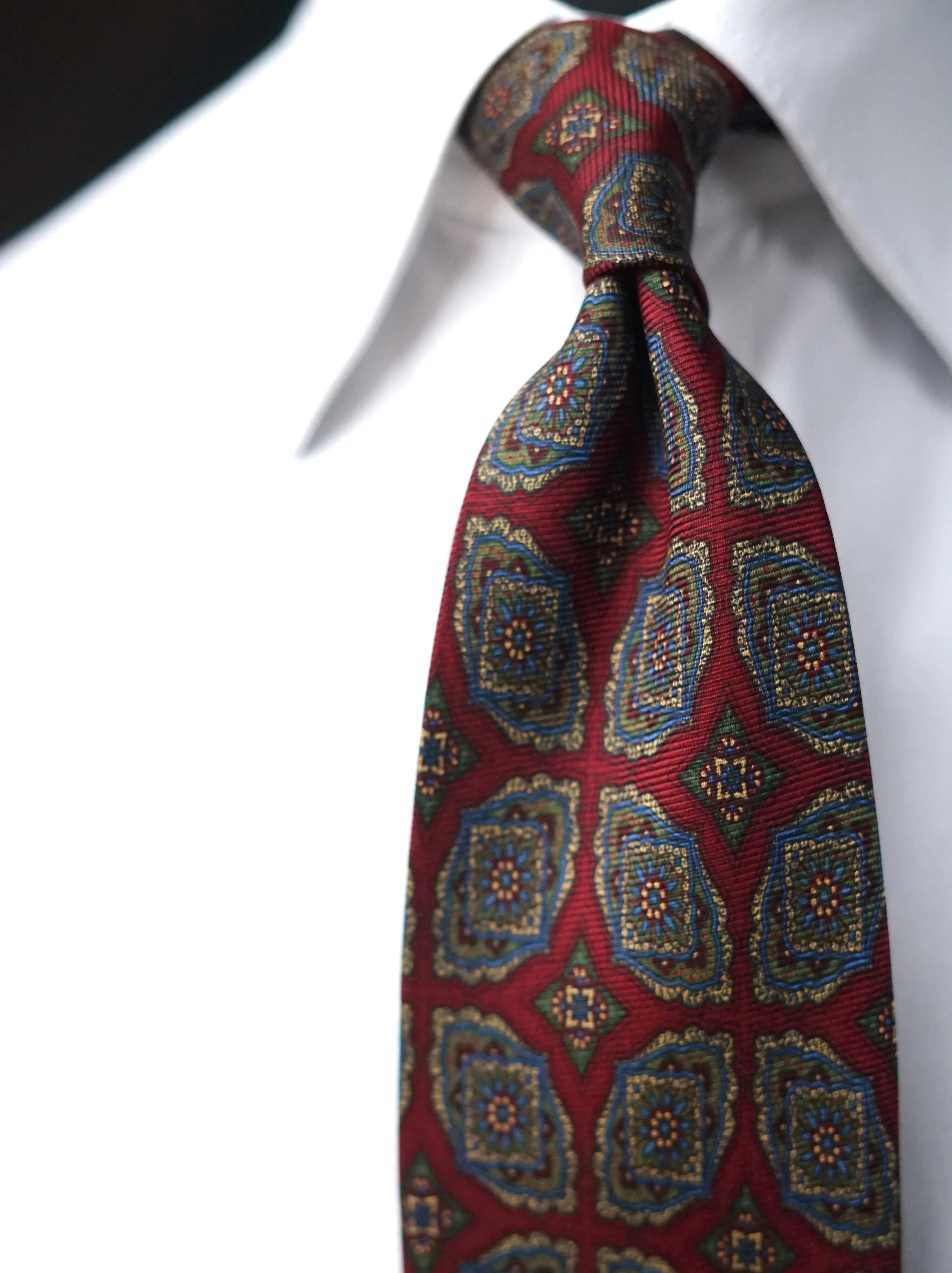 Teresa Vintage Tie